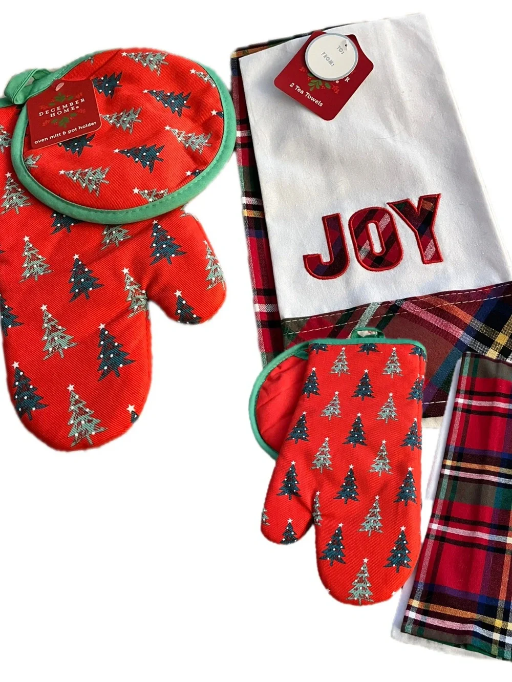 Christmas kitchen linens NEW